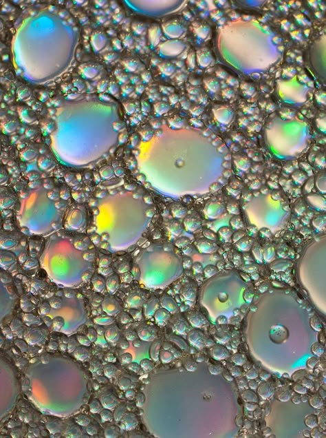 Space Grunge, Rainbow Water, Rainbow Bubbles, Holographic Iridescent, Water Bubbles, Soap Bubbles, Japanese Sweets, Abstract Nature, Color Textures