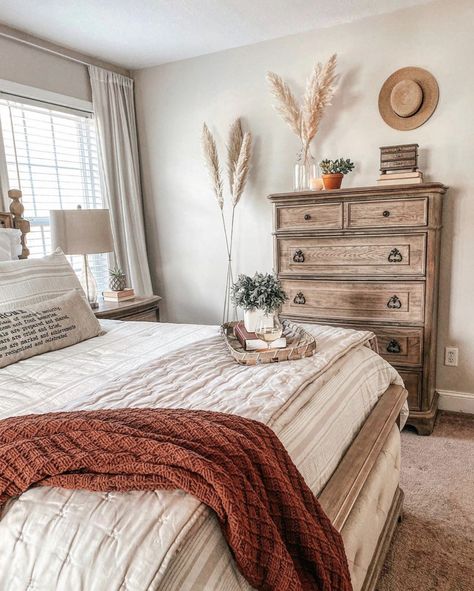 Bedroom Decoration Ideas, Western Bedroom Decor, Western Rooms, Creative Bedroom, Home Decor Ideas Living Room, Redecorate Bedroom, Remodel Bedroom, Master Bedrooms Decor, Rustic Bedroom