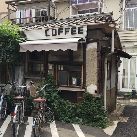 — https://pin.it/4w3fvw2ip7keit Japanese Coffee Shop Aesthetic, Oc Story, Widget Board, Bloxburg Ideas, Art Help, Shotting Photo, Japan Aesthetic, Aesthetic Japan, Japanese Aesthetic