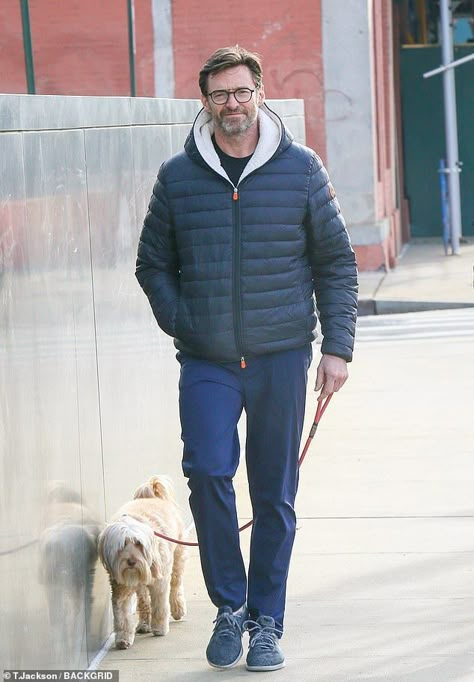 Puppy love! Missing Link star Hugh Jackman bundled up to take one of his two beloved pooch... High Jackman, Hugh Jackman Images, The Missing Link, Wolverine Hugh Jackman, Good Traits, Hollywood Men, Charles Xavier, Celebrity Photographers, Australian Actors