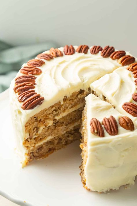 Vegan Pecan Cake, Vegan Hummingbird Cake, Vegan Layer Cake, Vegan Pineapple Cake, Humming Bird Cake Recipe, Vegan Hummingbird Cake Recipe, Healthy Hummingbird Cake, Vegan Carrot Cake With Pineapple, Humming Bird Cake Recipe Southern Living