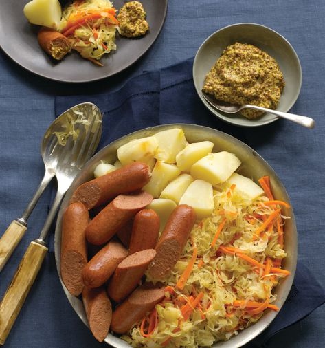 Sauerkraut And Potatoes, Shabbat Meals, Cooking Crab Legs, Cooking Eggplant, Cooking Spaghetti Squash, Cooking Light Diet, Weekday Meals, Kosher Recipes, Cabbage Recipes