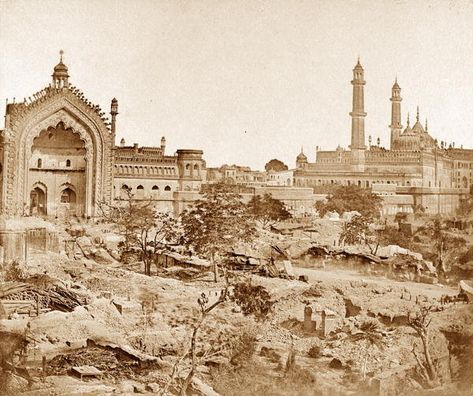 Old Vintage Photos, Historical India, Vintage India, History Of India, British Soldier, Historical Monuments, Indian History, Bw Photo, Rare Photos