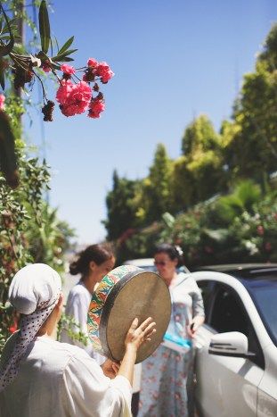 Traditional Moroccan Wedding, Moroccan Wedding Theme, Henna Day, Morocco Aesthetic, Arab Aesthetic, Moroccan Aesthetic, Wedding Henna, Henna Night, Moroccan Culture