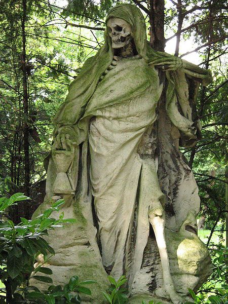 The Grim Reaper, August Schmiemann, Melaten-Friedhof Cemetery, Beautiful Cemeteries, Dead Can Dance, Bonaventure Cemetery, Cemetery Statues, Cemetery Headstones, The Grim Reaper, Old Cemeteries, Cemetery Art, A Skeleton