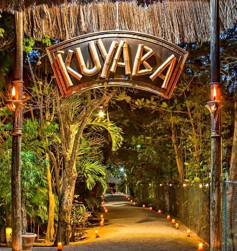 Bamboo Cafe Design Ideas Outdoor, Rustic Outdoor Restaurant Design, Bamboo Restaurant Ideas, Safari Restaurant, Jungle Restaurant, Tropical Restaurant, Entrance Restaurant, Bamboo Restaurant, Garden Bar Ideas