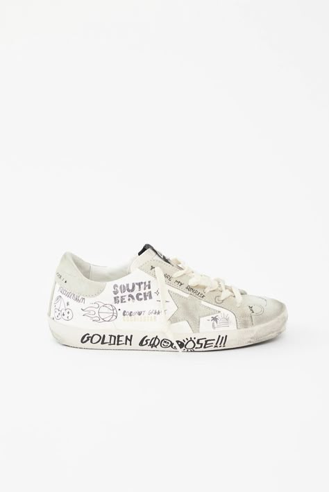 Fun Sneakers, Shoes List, Fall Sneakers, Golden Goose Superstar, Dr Shoes, Goose Shoes, Shoe Wishlist, Digital Closet, Golden Goose Sneakers