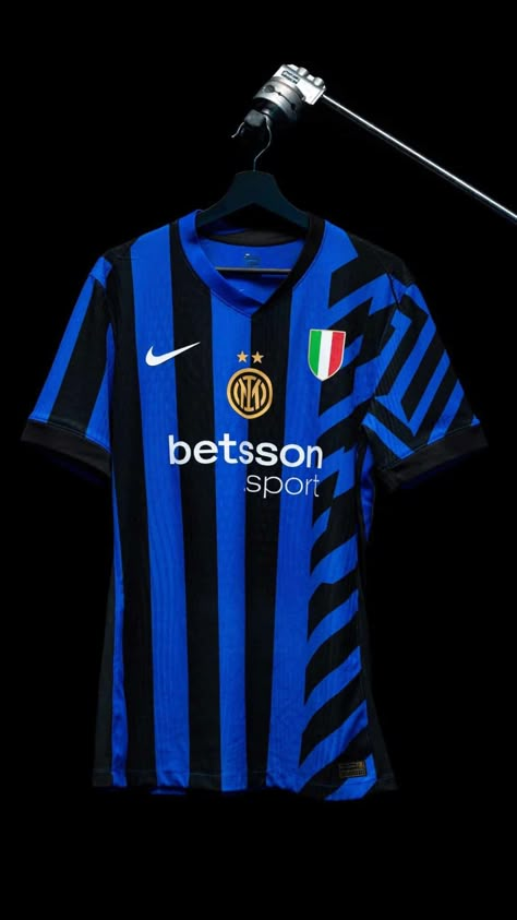 Nike Unveils Inter Milan's New Home Kit – The Blue and Blacks with Two Stars - addstylers.com Inter Milan Logo, Red Cards, Nike Website, Red Card, Football Outfits, The League, Inter Milan, Football Kits, Ac Milan