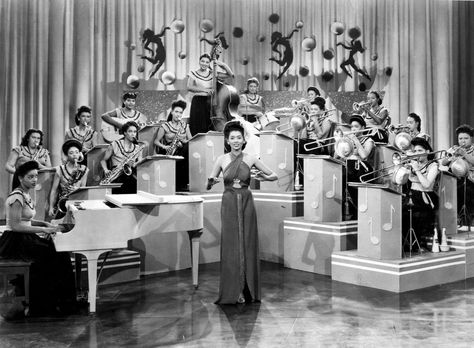 "The International Sweethearts of Rhythm photographed in the 1940s with Carline Ray on guitar, third from left in the second row." Shorpy Historical Photos, Big Band Jazz, Vintage Photo Prints, Billie Holiday, Jazz Band, Big Band, High Resolution Photos, Vintage Band, Historical Photos