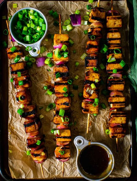 Vegan Teriyaki Sauce, Tofu Kebab, Tofu Skewers, Asian Tofu, Bbq Veggies, Teriyaki Tofu, Easy Peasy Recipes, Vegan Grilling, Homemade Barbecue Sauce