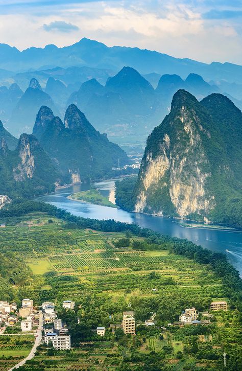 Landscape of guilin li river and karst mountains Karst Landscape, Mountain Crafts, Guilin, Environmental Design, Visual Development, Travel Goals, Mountain Landscape, Fantasy Landscape, Places Around The World