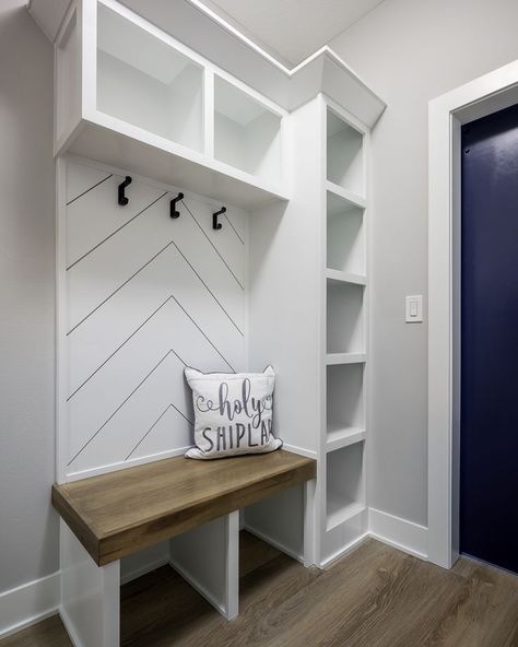 Laundry Room Ideas With Pets, Small Mudd Rooms, Breakfast Nook Drop Zone, Mudroom Nook Entryway, Mud Room At Front Door, Front Hall Storage Ideas, Mudroom Angled Wall, Split Entry Storage Ideas, Mud Room Ideas Shoes