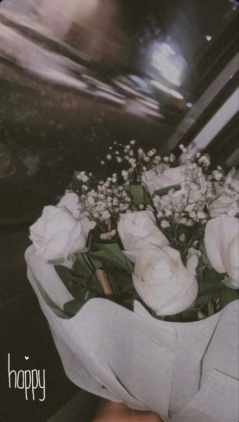 White roses , film edit , flowers, iphone wallpaper Aesthetic White Roses Wallpaper, Black And White Rose Aesthetic, White Rose Wallpaper Aesthetic, White Roses Wallpaper Iphone, White Roses Aesthetic Vintage, White Roses Aesthetic Dark, White Roses Aesthetic, White Roses Wallpaper, Rosé Lockscreen