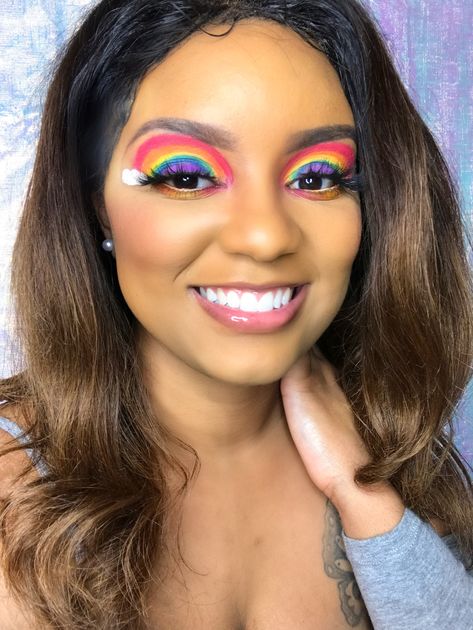 Rainbow makeup pride makeup colorful makeup multicolored makeup #pridemonth #pride2019 #rainbow #crayoncutie #crayoncasemakeup Rainbow Spirit Day, Easy Pride Face Paint, Pride Face Painting, Grown Photoshoot, Rainbow Face Makeup, Pride Makeup Ideas Easy, Pride Make Up, Rainbow Makeup Looks Pride, Rainbow Clown Makeup