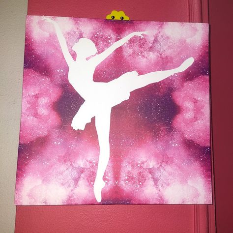 Ballerina pink design printable decor idea for ballet dancers and for cute girls Painting Ideas Ballerina, Paint A Ballerina, Ballerina Canvas Painting Easy, Ballerina Silhouette Painting, Dancer Canvas Painting, Ballerina Birthday Party Decorations, Mini Tela, Ballet Decor, Dance Studio Decor