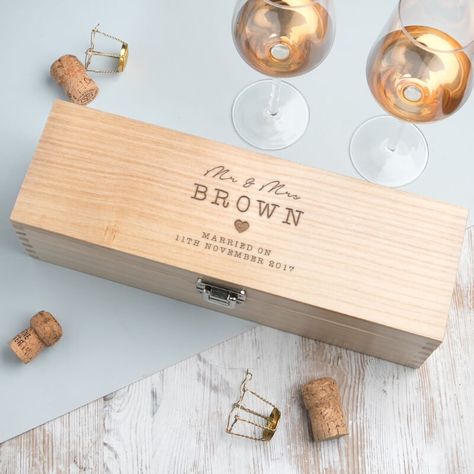 Engraved Wine Box, Personalized Wine Box, 1 Year Anniversary Gift, Unusual Christmas Gifts, Wine Teacher, Alcohol Quotes, Box Wine, Drawn Heart, Wooden Wine Boxes