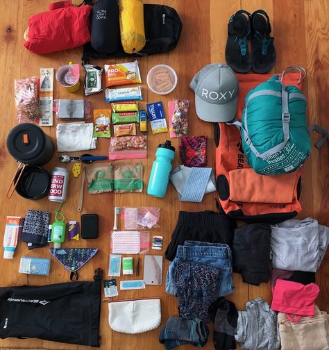 Weekend Backpacking List, Backpacking Trip Packing Lists, Backpacking Essentials For Women, Hiking Essentials For Women, Appalachian Trail Gear, Lightweight Camping Gear, Backpacking Packing List, Lightweight Backpacking Gear, Backpack Trip