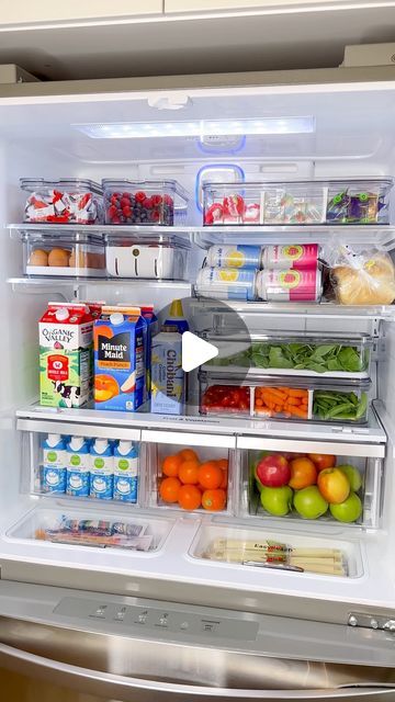 Karisa Udy | Kailye Adair on Instagram Organization Ideas For Fridge, Organization Refrigerator Ideas, Organization Ideas For The Home Videos, How To Organize My Fridge, Refrigerator Organization Aesthetic, Organizing Fridge Ideas, How To Organize Refrigerator, Refrigerator Restock, Organize Fridge Ideas