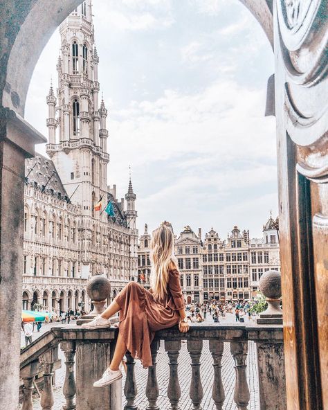 MORGY 🇫🇷 CONTENT CREATOR on Instagram: “One last picture of the Grand Place of Brussels because it is just so beautiful 😍🇧🇪 . How’s your summer going ? Traveling a little?…” Brussels Belgium Travel, Brussels Travel, Amsterdam Photography, Travel Pose, Grand Place, Bruges Belgium, Belgium Travel, Europe Photos, Brussels Belgium