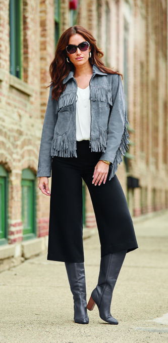 Gaucho Pants Outfit, Outfit With Black Boots, Gaucho Pants, Form Fitting Tops, Legs Outfit, Fringe Leather Jacket, Slim Fit Blazers, Effortless Outfit, Stylish Pants