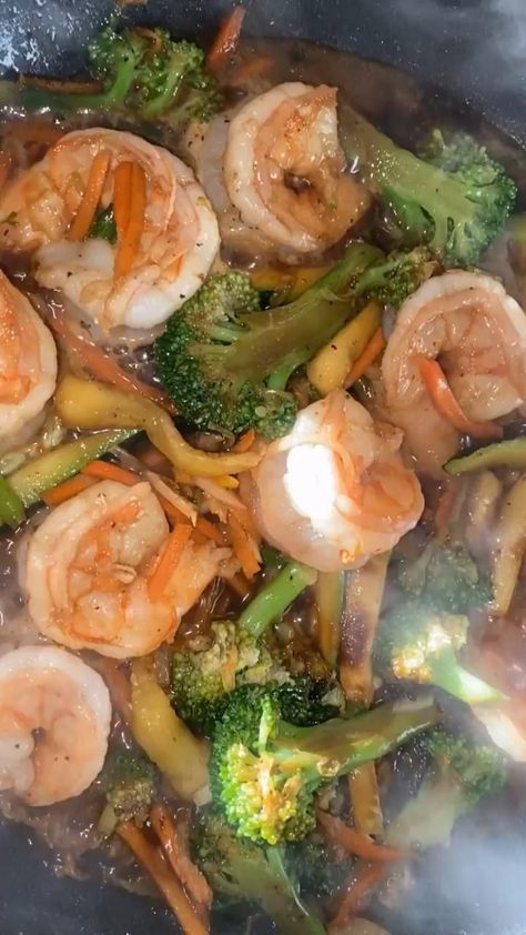 Shrimp Video, Tea Time Food, Shrimp Stir Fry, Healthy Supper, Makanan Diet, Delicacy Food, Food Vids, Healthy Lifestyle Food, Chicken Dishes Recipes