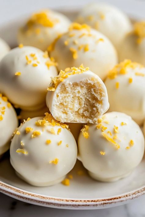 Lemon Oreo Truffles - Insanely Good Lemon Oreo Cookies, Lemon Oreo Truffles, Lemon Truffle Recipe, Lemon Oreo, Lemon Oreos, Holiday Deserts, Oreo Balls Recipe, Oreo Truffle, Lemon Biscuits