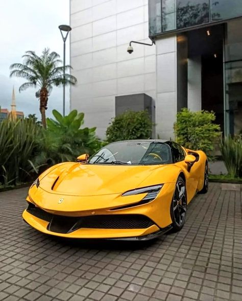 Ferrari Yellow, Yellow Ferrari, Rainbow Order, Billionaire Lifestyle, Fancy Cars, Pretty Cars, Super Cars, Ferrari, Cool Cars