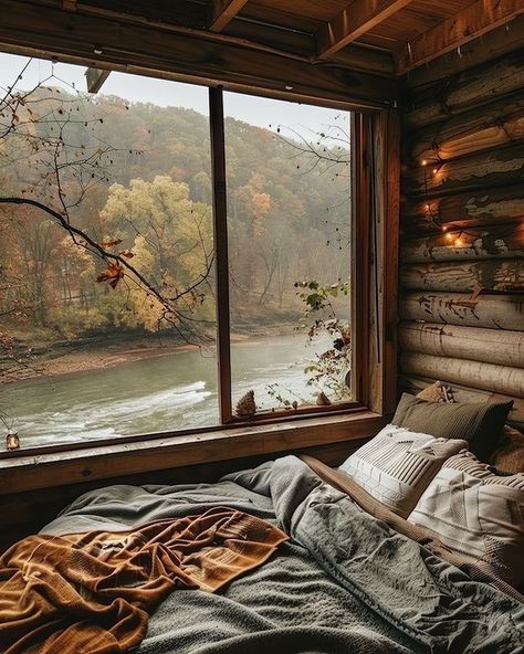 Rustic Aesthetic Bedroom, Woodsy Bedroom, Autumn Interior Design, Cozy Cabin Interior, Aesthetic Cabin, Cozy Getaway, Serene View, Cabin Interior Ideas, Internal Beauty