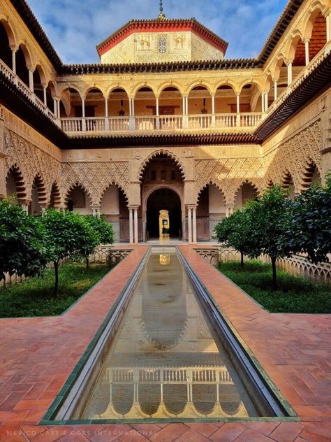 Your expert guide answers: How long do you need to visit the Alcazar in Seville? Alcazar Seville, Kids Checklist, Best Beaches To Visit, Ticket Office, Quintana Roo, Buy Tickets, Seville, 16th Century, Granada