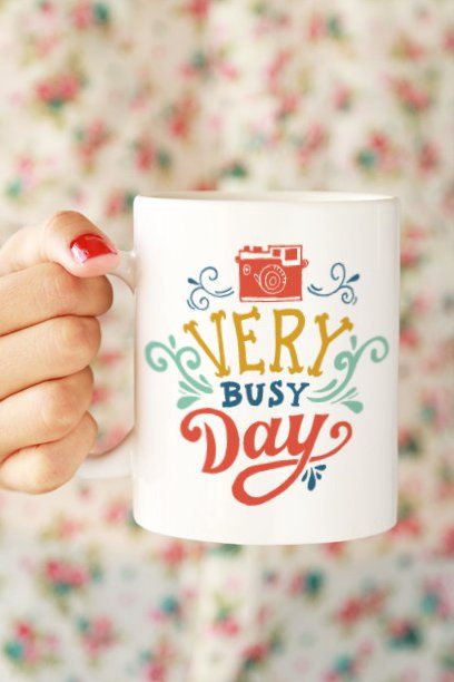 Pin for Later: 16 Motivational Coffee Mugs For a Great Day at Work Very Busy Day If busy is your middle name, you'll certainly appreciate this mug ($16). Diy Mugs, Very Busy, Cool Mugs, Busy Day, Great Job, Jolie Photo, Coffee Love, Cute Mugs, Cups And Mugs