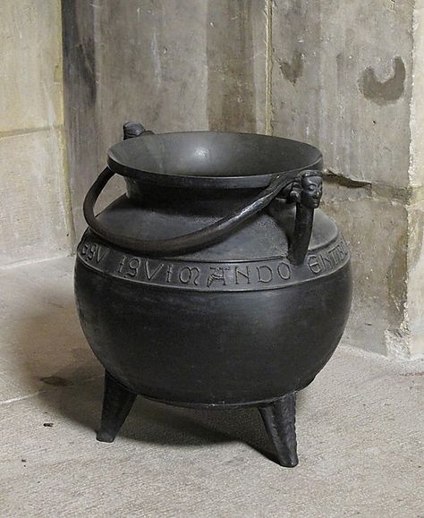 Caldron Date: 13th or 14th century Culture: French or South Netherlandish Medium: Bronze and wrought iron Dimensions: Overall: 14 3/4 in. (37.5 cm) Accession Number: 49.69.6 Kitchen Witchery, Medieval Life, The Cloisters, Medieval Times, Medieval Period, Kitchen Witch, 14th Century, Middle Ages, Metropolitan Museum Of Art