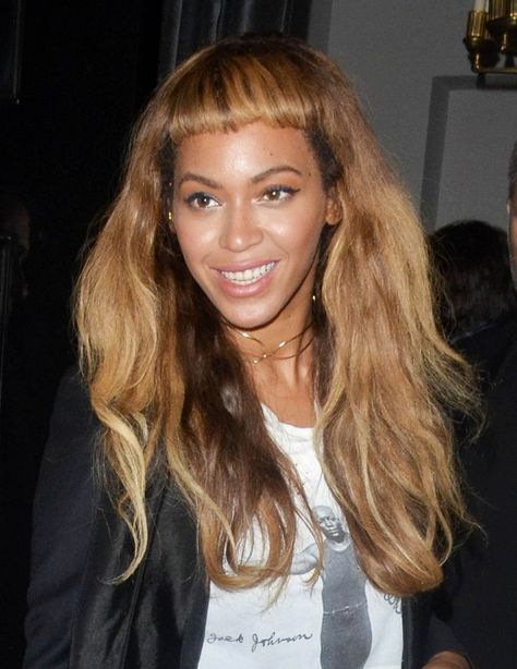 Beyonce's New Short Bangs: Celebrity Beauty | Glamour Gigi Hadid Looks, Beyonce Style, Short Bangs, How To Style Bangs, New Haircuts, Haircuts With Bangs, Hair Pictures, Short Bob Hairstyles, Elegant Hairstyles