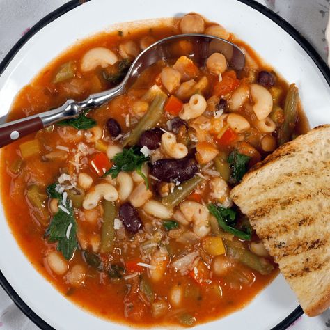 Make a delicious meal from food you already have stored in your pantry with this Hearty 5 Can Veggie Soup Recipe. It's easy to adjust to exactly what you have on hand. #pantry #PantryMeals #PantryCooking #soup #cancooking Blue Zone Recipes, Italian Minestrone Soup Recipe, Zone Diet Recipes, Blue Zones Diet, Veggie Soup Recipes, Blue Zones Recipes, Zone Recipes, Minestrone Soup Recipe, Zone Diet