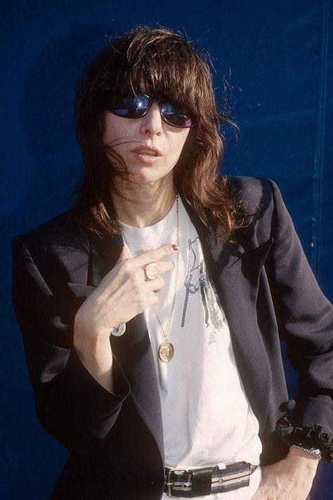 Chrissy Hinde Chrissy Hynde, Chrissie Hynde, Outfit Essentials, The Pretenders, Live Rock, Style Goals, Punk Rock Bands, The New Wave, Womens History Month