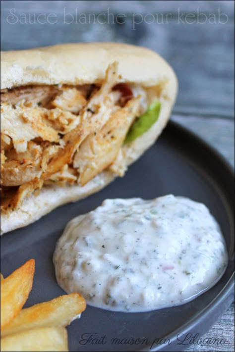 Sauce blanche pour kebab... - Fait maison par Lilouina Kebab Sauce, Sandwich Sauces, Marinade Sauce, Burger Sauce, Kebabs, Salad Dressing Recipes, Burger Recipes, Dipping Sauce, Creative Food