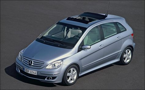 Mercedes Benz B200, Mercedes B Class, Tesla Battery, Smart Fortwo, Mercedes Car, Mercedes Benz Cars, Benz Car, Perfect Photos, Electric Vehicles