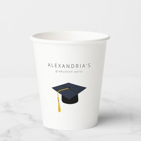 Invitations Ideas, Modern Names, Graduation Banner, Graduation Hat, Graduation Party Invitations, Paper Cups, Graduation Photos, Party Cups, Graduation Party Decor