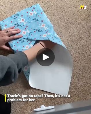 175K views · 626 reactions | Wrapping Hack | Wrap your presents like this when you have no tape!🎁 | By Hollywood Journal | Facebook Gift Wrapping Techniques, Creative Gift Wraps, How To Wrap, Present Wrapping, New Crafts, Christmas Gift Wrapping, Creative Gifts, Wrapping Paper, Christmas Crafts