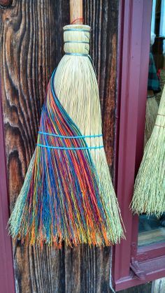 Broomcorn Johnny Broom Making, Handmade Broom, Broom Corn, Witches Broom, Brooms And Brushes, Witchy Crafts, Witch Broom, Kew Gardens, Kitchen Witch