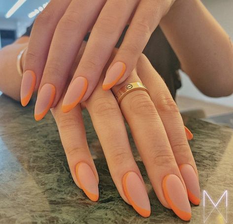 Light Orange French Tip Nails Almond, Summer Gel Nails Almond Shape, Aesthetic Orange Nails, Autumn Nail Inspo, Summer Nails 2023 Color Trends, Nail Art Rose, Nail Art Orange, Orange Nail Art, Unghie Sfumate