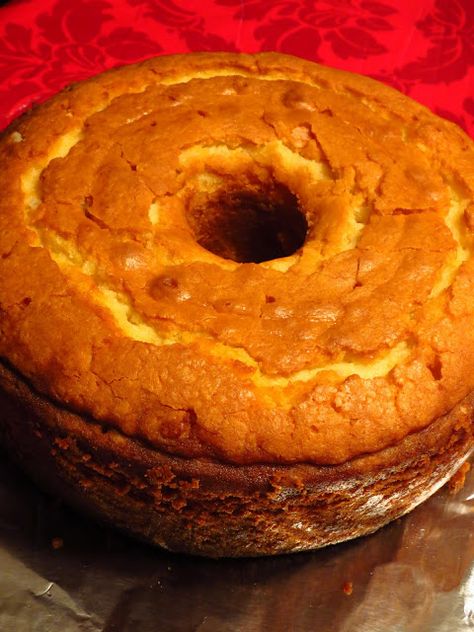 Pound Cake Frosting, Sundrop Pound Cake, Sundrop Cake Recipe, Sundrop Cake, 5 Flavor Pound Cake, Five Flavor Pound Cake, Pound Cake Recipes Easy, Southern Cake, Cake Frosting Recipe