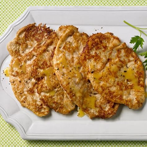 Turkey Schnitzel Recipes, Turkey Schnitzel, Schnitzel Recipe, Cajun Turkey, Schnitzel Recipes, Turkey Cutlets, Turkey Leftovers, Turkey Breast Recipe, Turkey Dinner