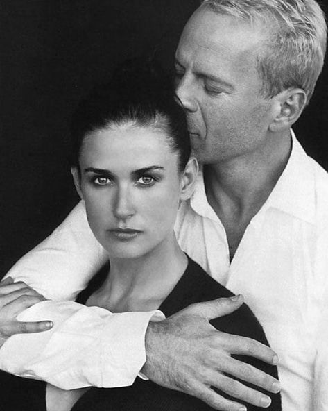 Lovefande Where are we now? on Instagram: “Demi Moore and Bruce Willis for DKNY 1996. Photo by Peter Lindbergh #DemiMoore #BruceWillis #PeterLindbergh #Hollywood #ClassicFilm…” Peter Lindbergh, Demi Moore, Famous Couples, Couple Photoshoot Poses, Foto Poses, Bruce Willis, Couple Photography Poses, Jolie Photo, Portrait Poses