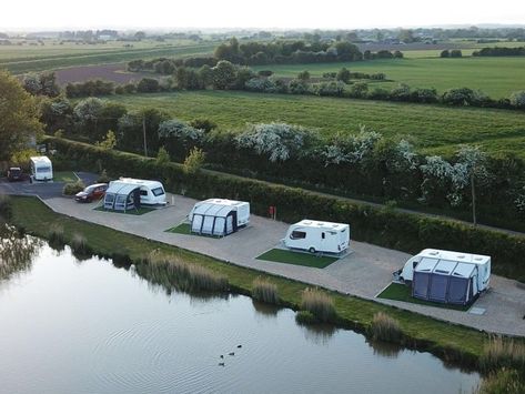 Motorhome Essentials, Caravan Uk, Uk Campsites, Motorhome Living, Touring Caravan, Caravan Holiday, Caravan Site, Uk Holidays, Caravan Park