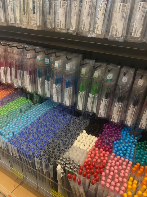 Muji Pens Aesthetic, Muji Aesthetic Stationary, Stationery Shop Aesthetic, Stationary Shopping, Pens Stationary, Muji Stationary, Stationary Pens, Stationary Aesthetic, Muji Stationery