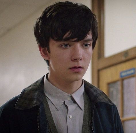 Asa Butterfield Miss Peregrine, Jacob Portman, Miss Peregrine's Peculiar Children, Miss Peregrines Home For Peculiar, Asa Butterfield, Miss Peregrine, Peculiar Children, Home For Peculiar Children, Peregrine