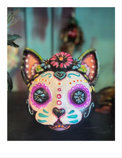 Painted Sugar Skull Cat Cat Sugar Skull, Sugar Skull Animals, Sugar Skull Painting Ideas, Sugar Skulls, Sugar Skull Diy, Sugar Skull Painting, Sugar Scull, Sugar Skull Cat, Paper Mache Pumpkins