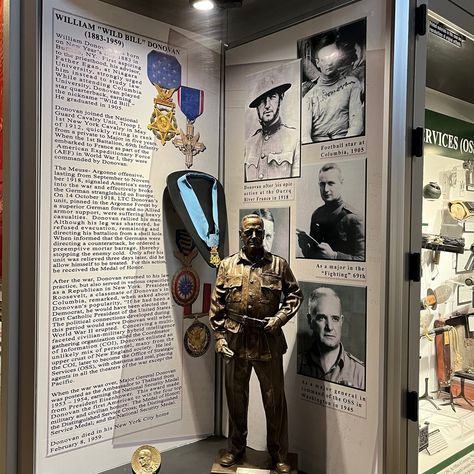 @JFKSpecialWarefareMuseum ~William “Wild, Bill“ Donovan, a World War I, veteran, and lawyer, created a “multifaceted, civilian, military hybrid, model for intelligence collection“ at the outside of World War II called the "coordination of information." It would later be named the office of strategic services. After World War II the OSS was disbanded. The military portion would eventually become the US Army special forces, while the civilian intelligence aspects, the CIA. #TECC #TCCC #combat... Bill Donovan, Office Of Strategic Services, Us Army Special Forces, Army Special Forces, Indian Military Academy, Americal Division Vietnam, China Military, Studying Law, United States Military Academy