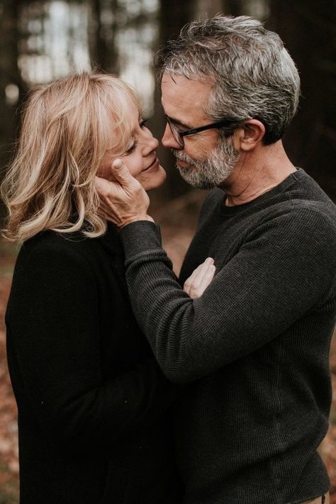 Old Couple Engagement Photos, Middle Age Couple Poses, Older Couples Beach Photoshoot, Wedding Photo Ideas Older Couple, Engagement Photos Older Couple, Older Couple Engagement Photos, Older Couple Wedding Photography, Middle Aged Couple Photography Poses, Older Couples Photoshoot Poses