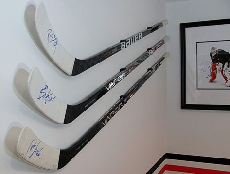 Man Cave Ideas Sports, Hockey Stick Crafts, Man Cave Bedroom, Hockey Decor, Hockey Room, Black Hangers, Future Bedroom, Sports Shoes Outfit, Hockey Sticks